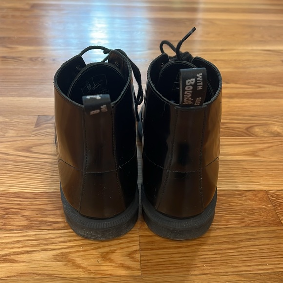 Doc Martens Emmeline Leather LaceUp Ankle Boot 10 - Picture 3 of 6